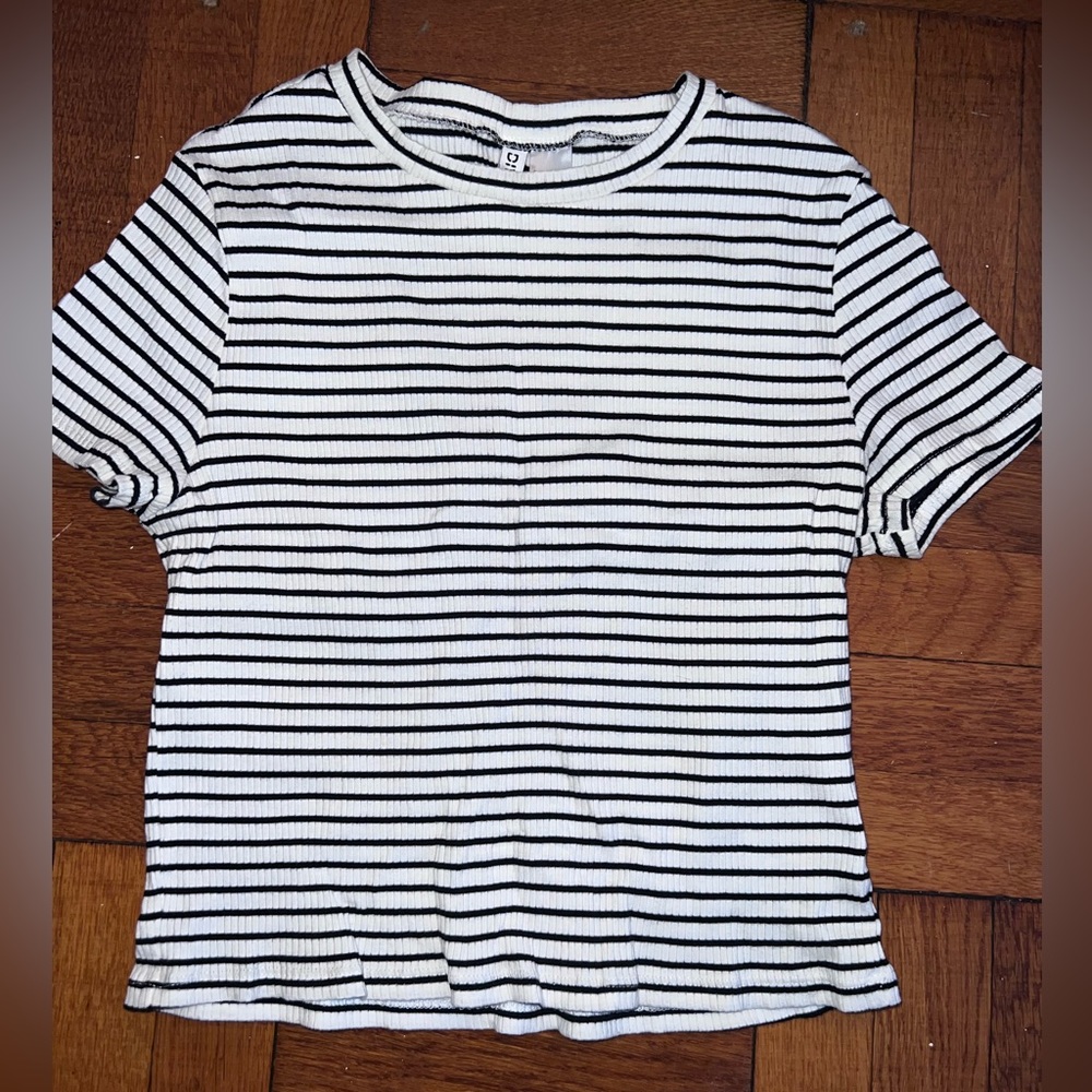 Summer cropped tee